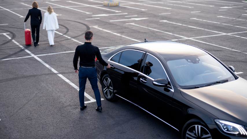 Chauffeur privé Aéroport Dinard Pleurtuit premium