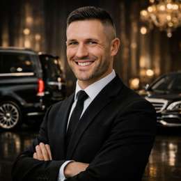 Votre chauffeur privé Rennes VTC en costume-cravate